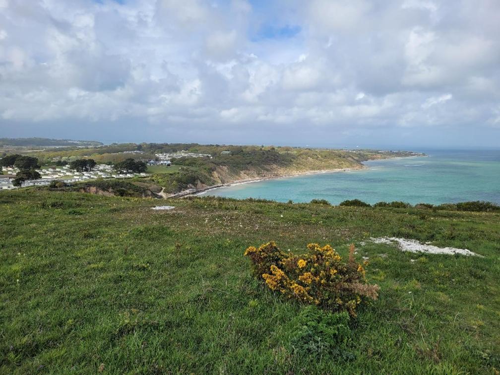 Hotel "Trinity" At Whitecliff Bay Isle Of Wight- Yarborough View 4 Bembridge Exterior foto